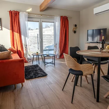 Ostoja Pod Osowka Dom Spokoj Holiday home *