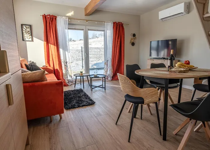 Ostoja Pod Osowka Dom Spokoj Holiday home *